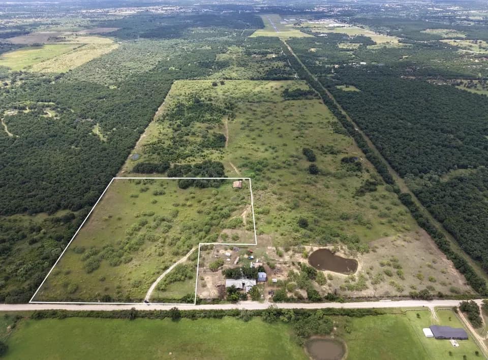 Photograph from the property listing