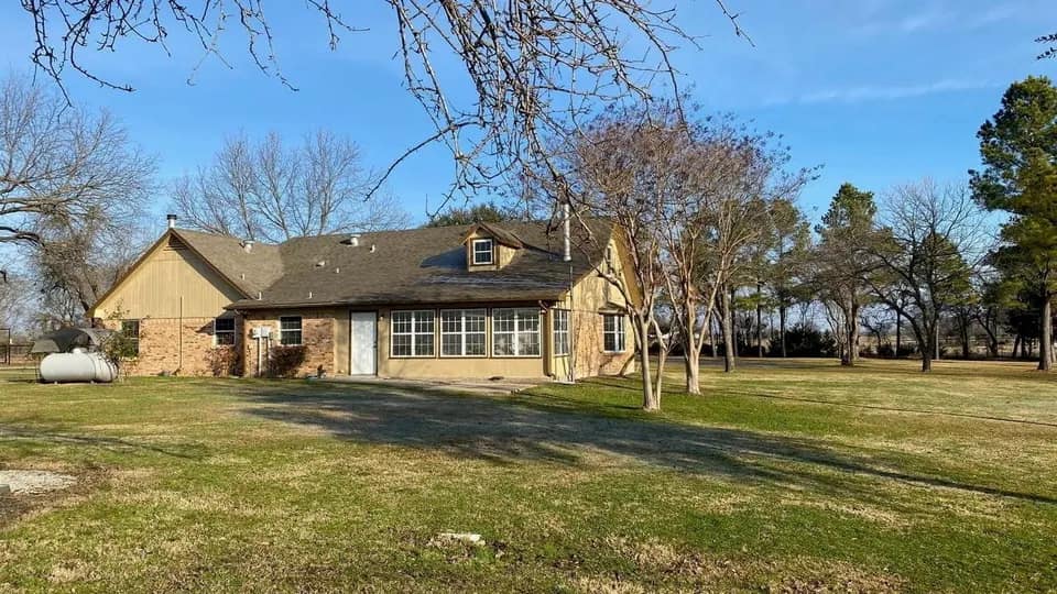 5.61 acre ranch in Hopkins County, Texas