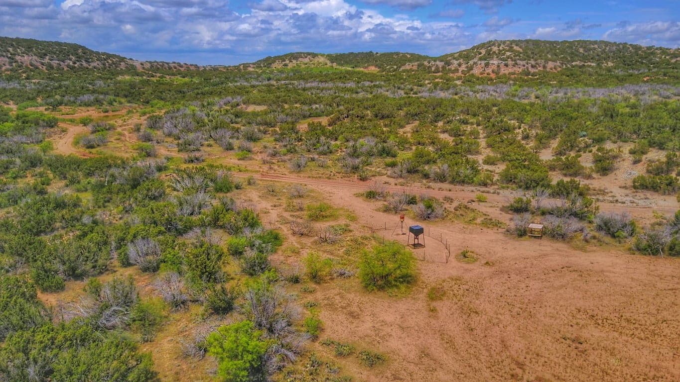 Overview of 3,868 acre hunting land in King County, Texas
