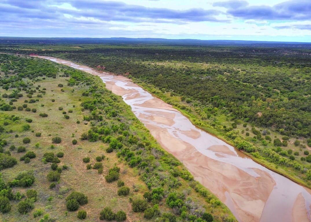 2,000 acre hunting land in Hardeman County, Texas