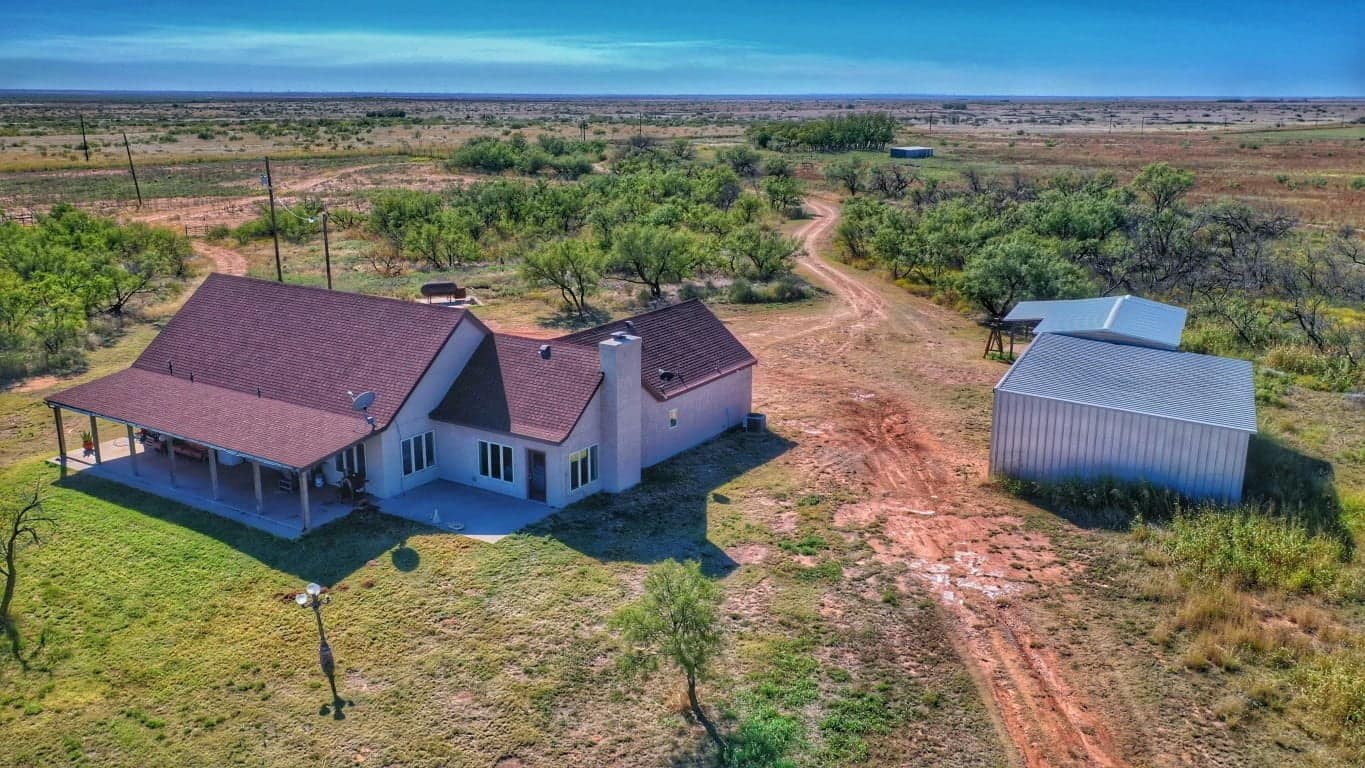335 acre hunting land in Hardeman County, Texas