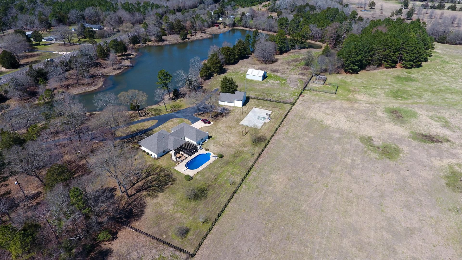 Overview of 14 acre ranch in Wood County, Texas