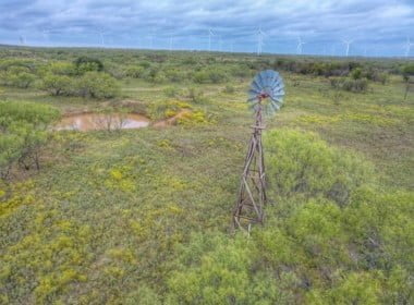 640 acres in Clay County