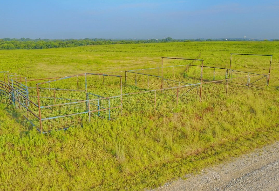 520 acres in Clay County