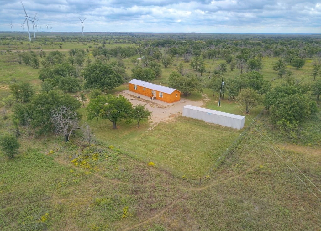 640 acres in Clay County