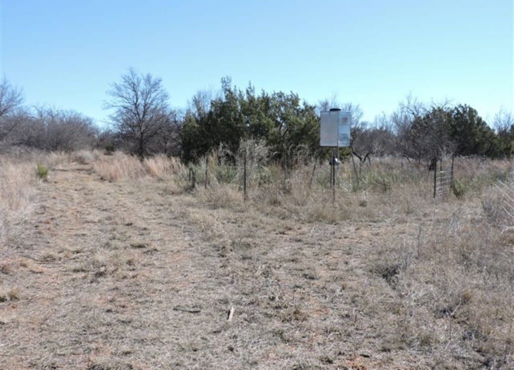 598 acres in Baylor County