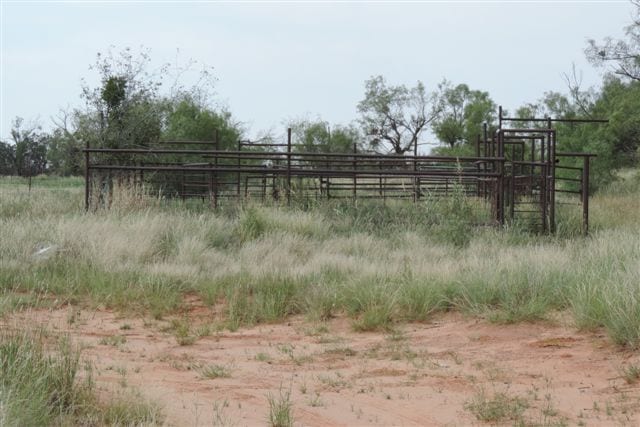 640 acres in Baylor County