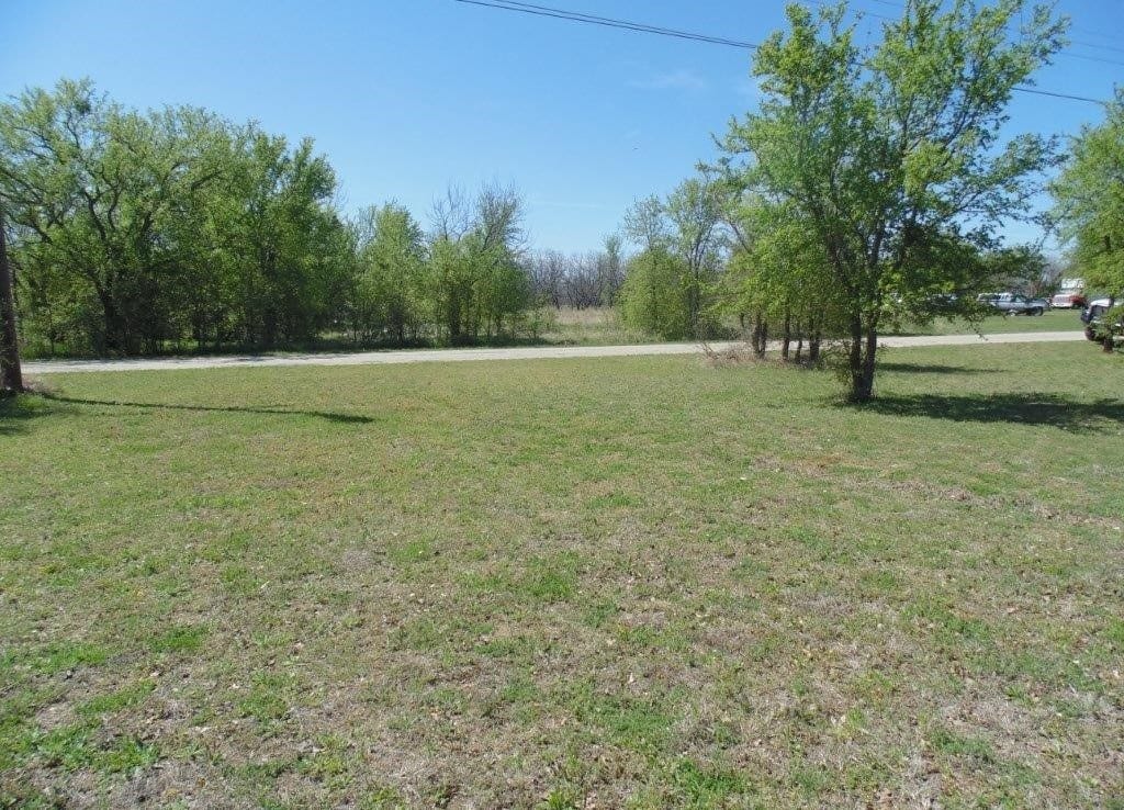 1 acre in Brown County
