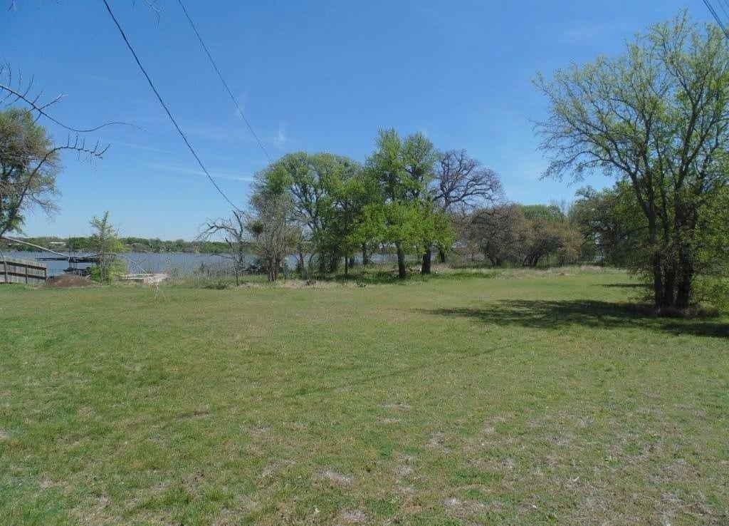 1 acre in Brown County