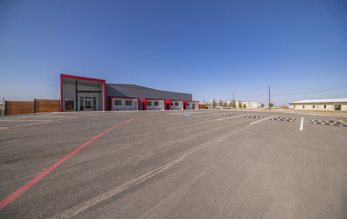 Midland Industrial Building for Lease