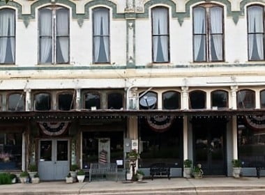 Downtown Clarksville Commercial Building
