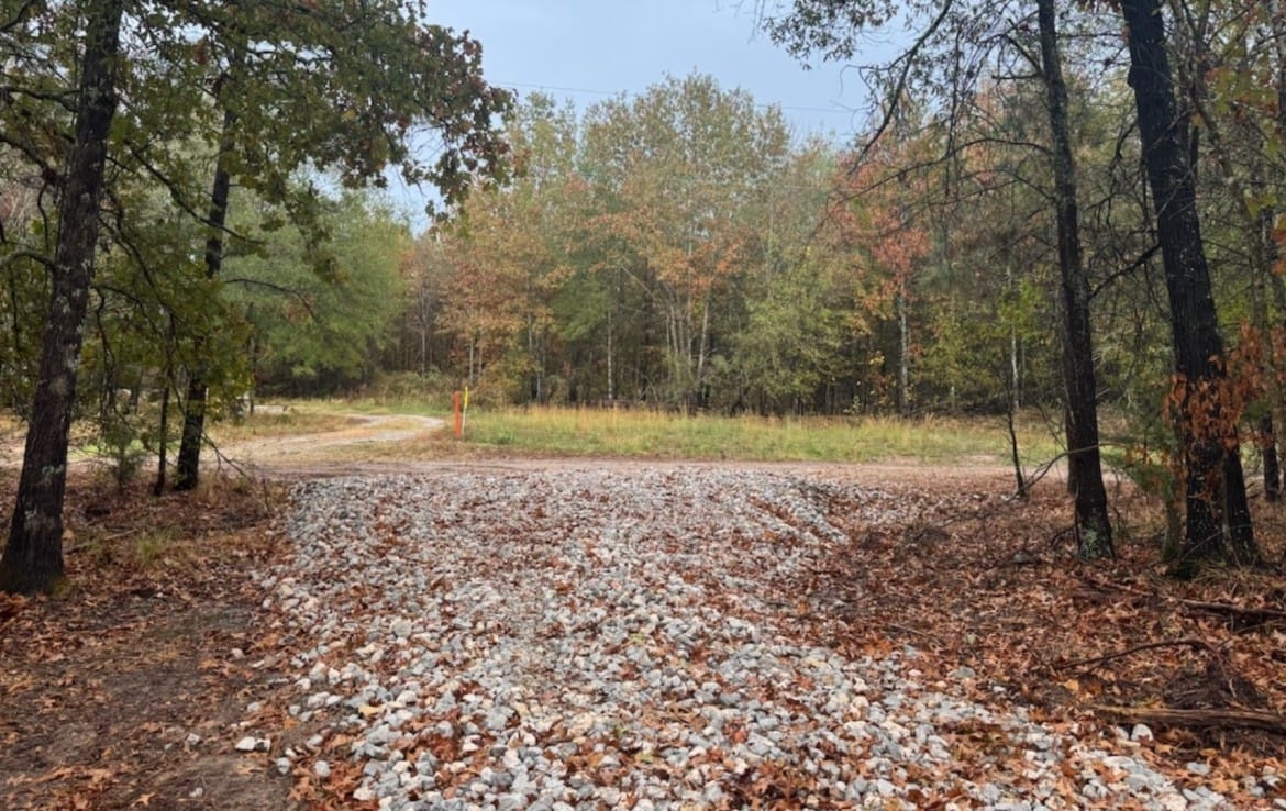 5 acres in Red River County