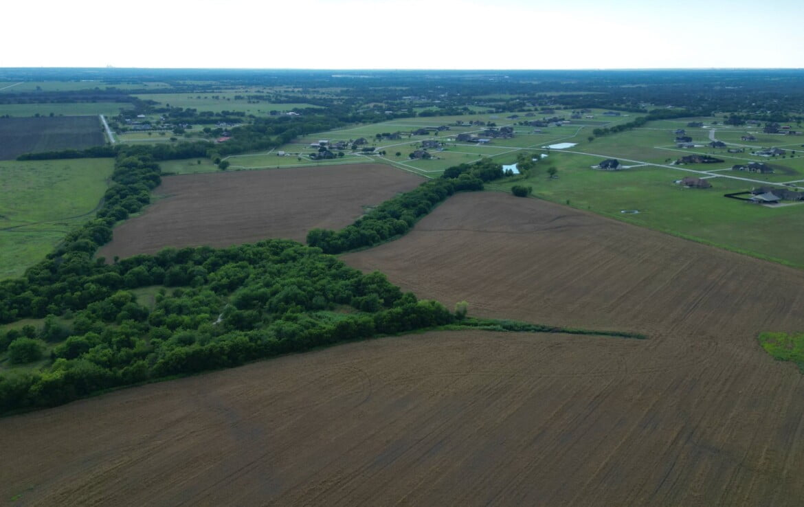 96 acres in Ellis County