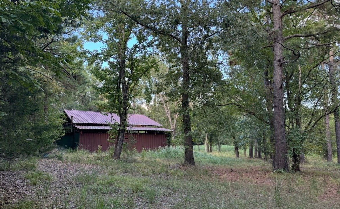 48 acres in Red River County