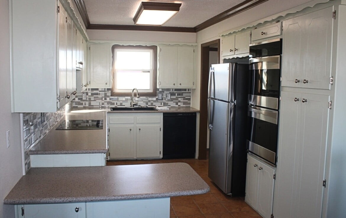 Home on 11 acres in Fisher County