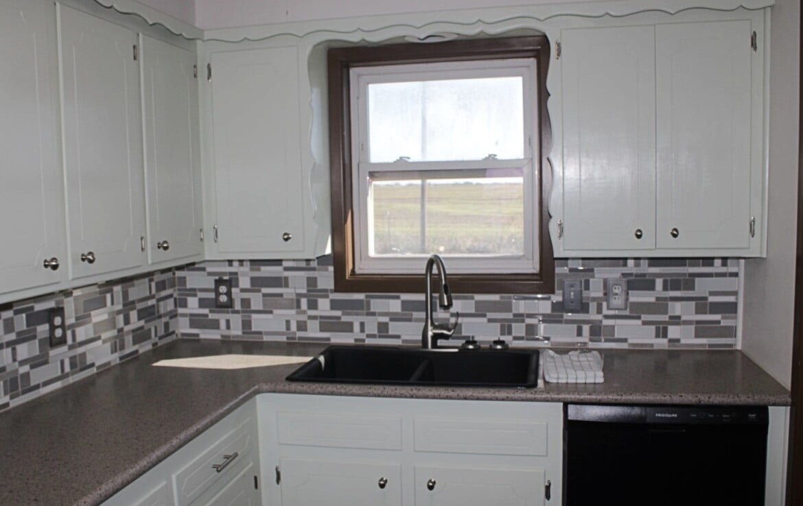 Home on 11 acres in Fisher County