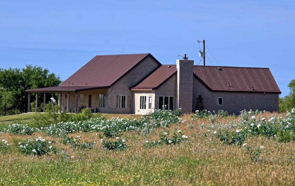 335 acres in Hardeman County