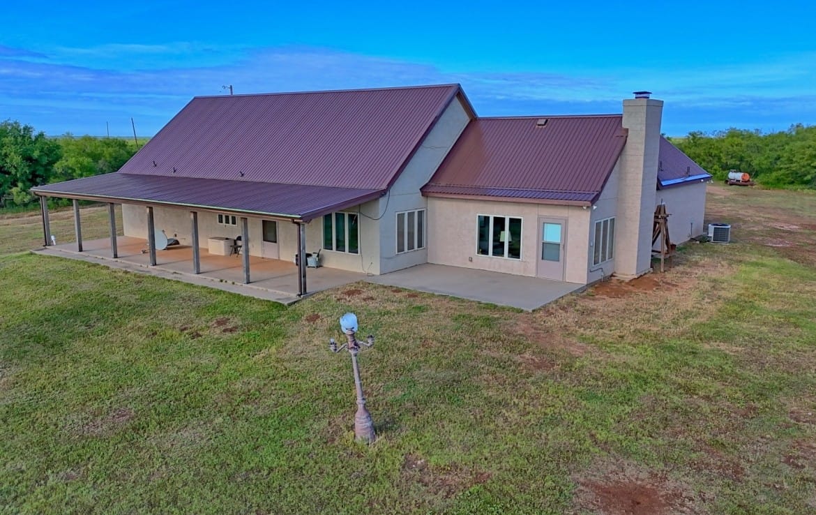 335 acres in Hardeman County