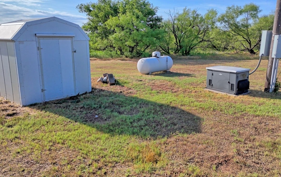 335 acres in Hardeman County