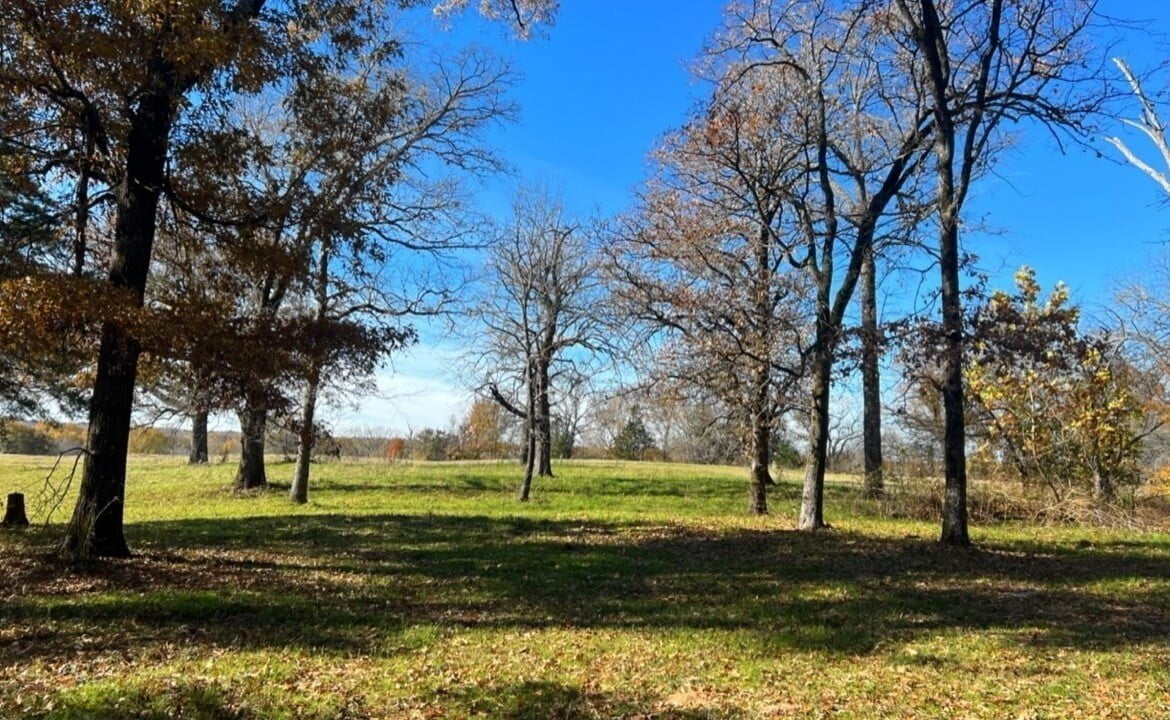 125 acres in Red River County