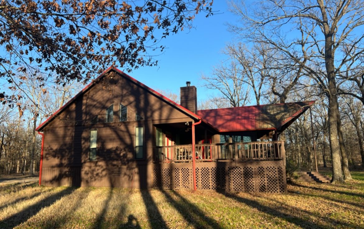 11 acres in Titus County