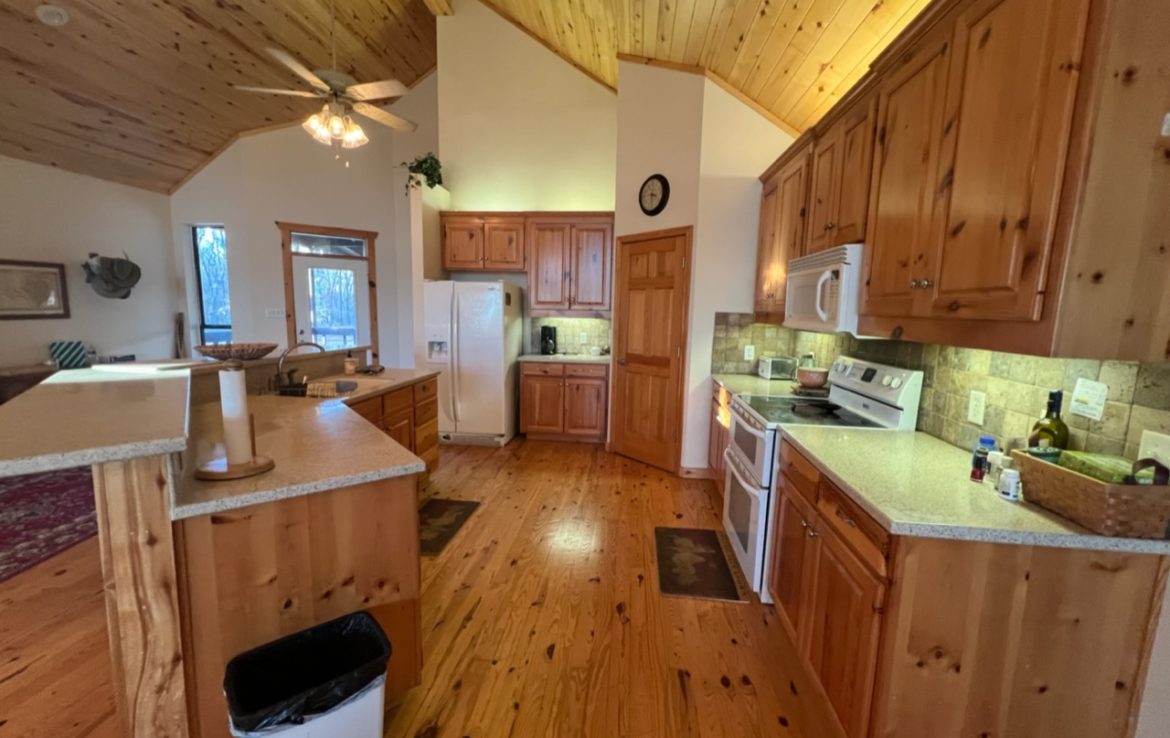 11 acres in Titus County