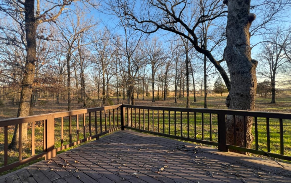 11 acres in Titus County