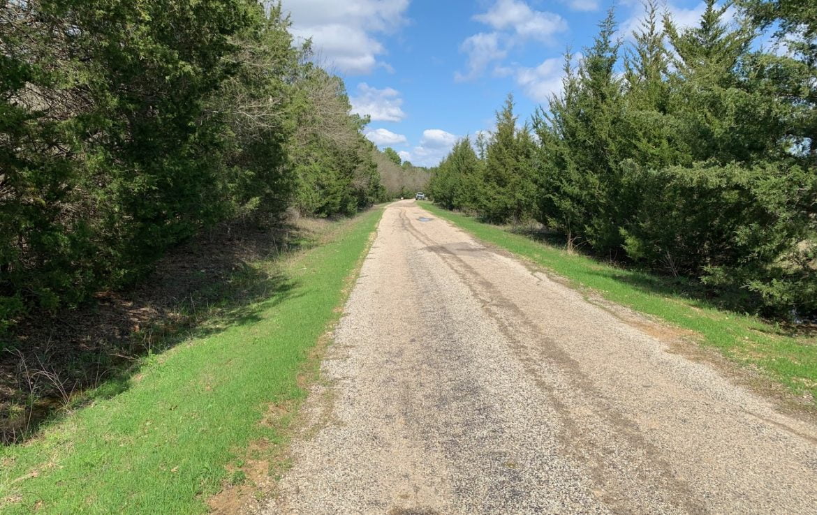 28 acres in Red River County