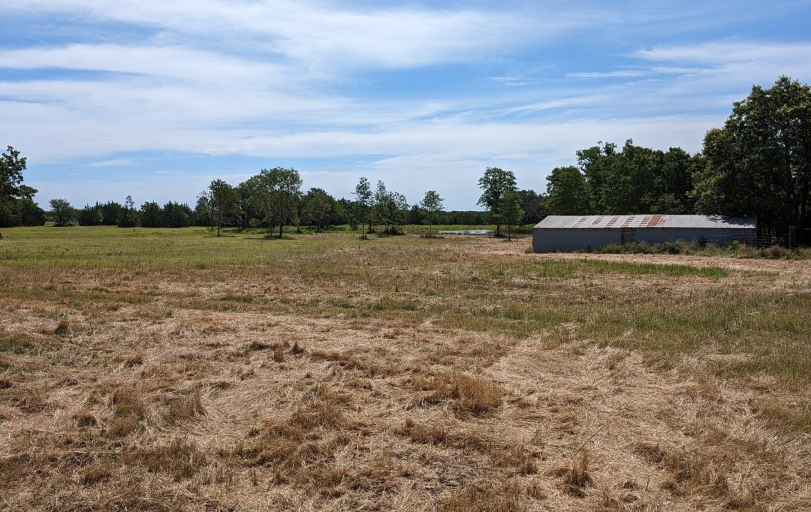 21 acres in Montague County