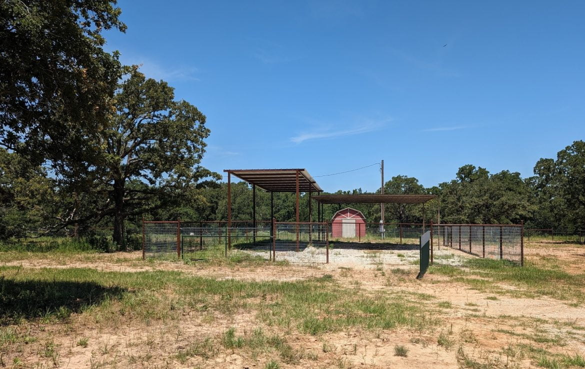 11 acres in Montague County