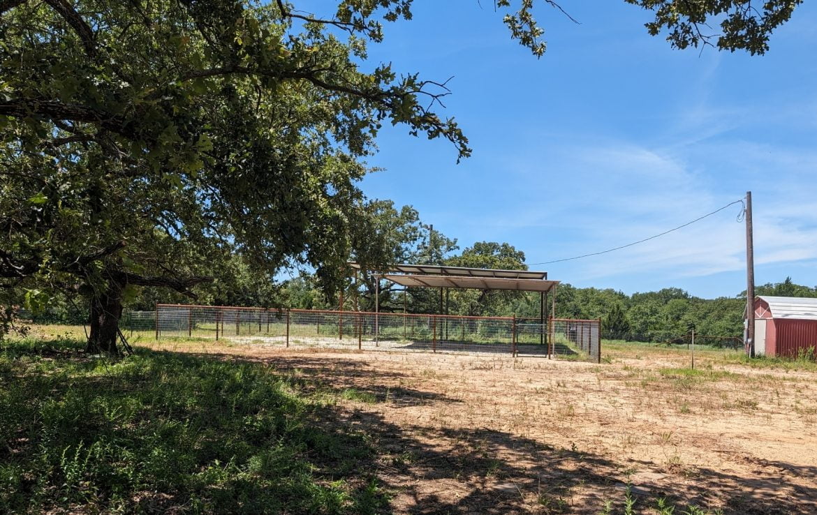 11 acres in Montague County