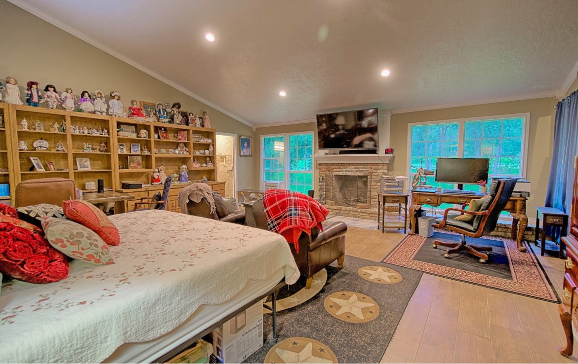 77 acres in Wood County