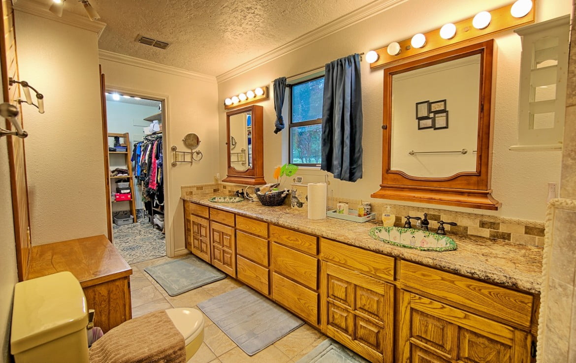 77 acres in Wood County