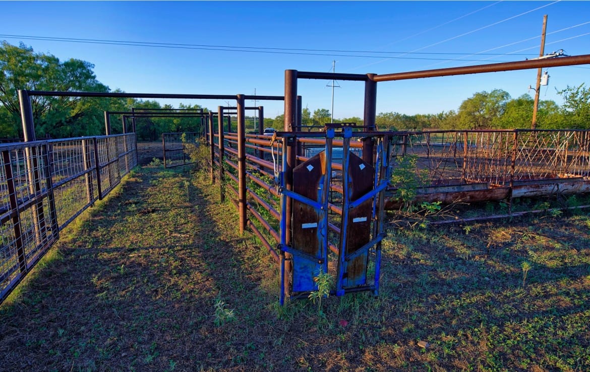 278 acres in Callahan and Shackelford County