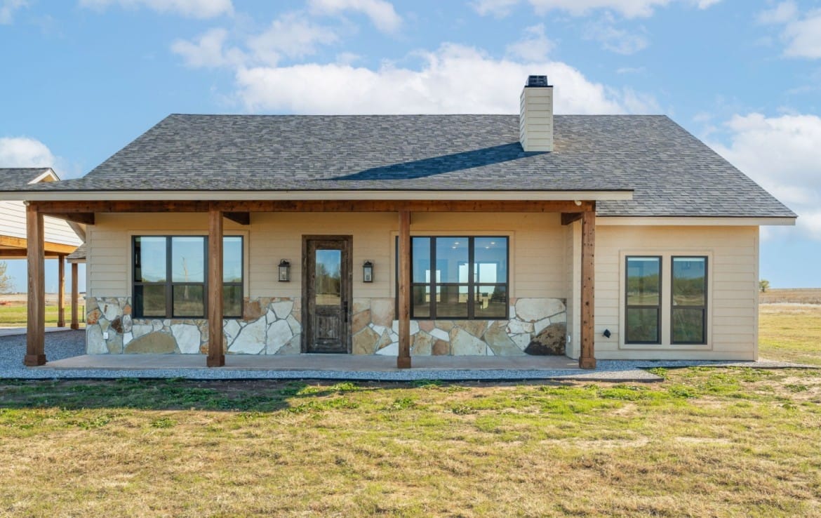 10 acres with Home in Clay County