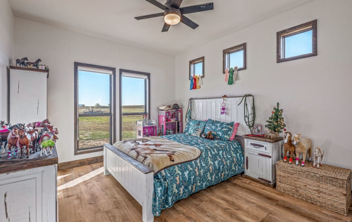 10 acres with Home in Clay County