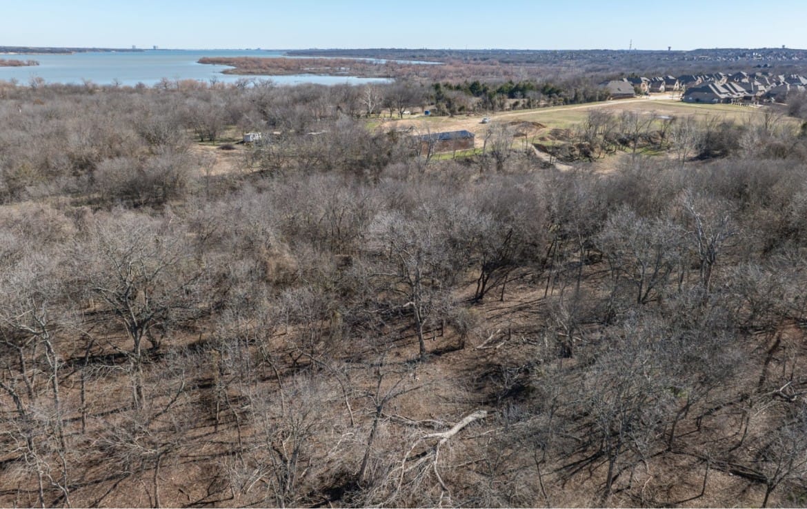 6 acres in Denton County