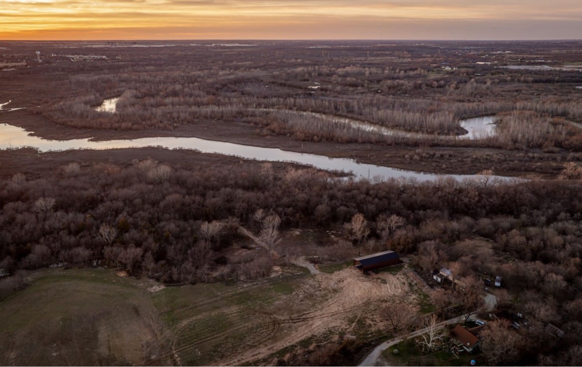 6 acres in Denton County