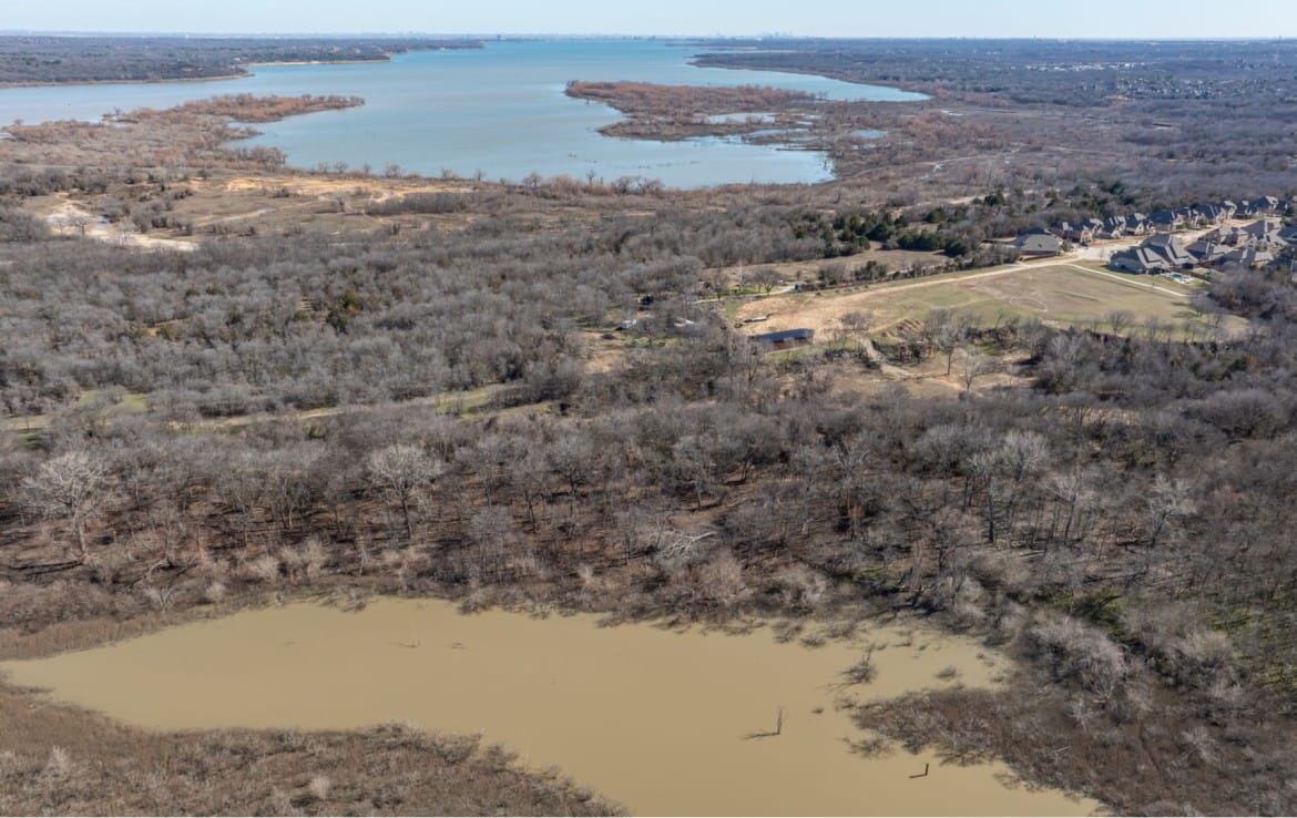 6 acres in Denton County