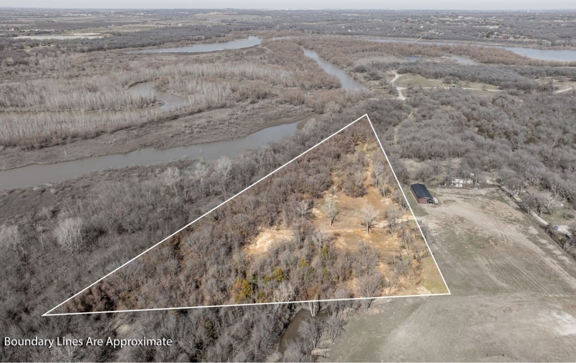 6 acres in Denton County