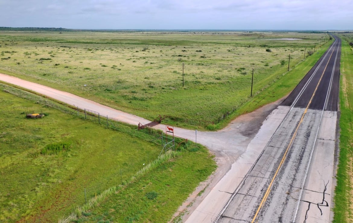 1022 acres in Archer County