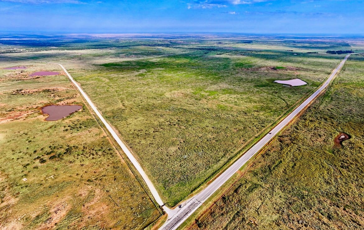 1022 acres in Archer County