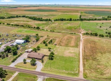 7 acres with Home in Hardeman County