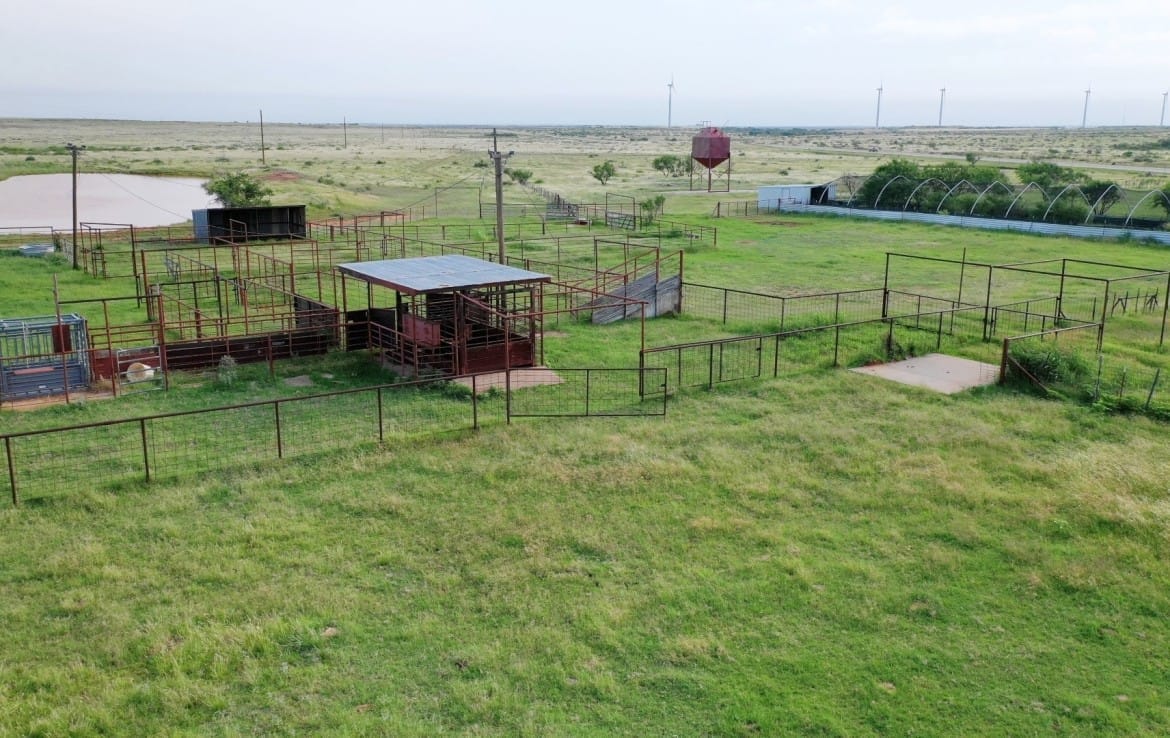 2498 acres in Archer County