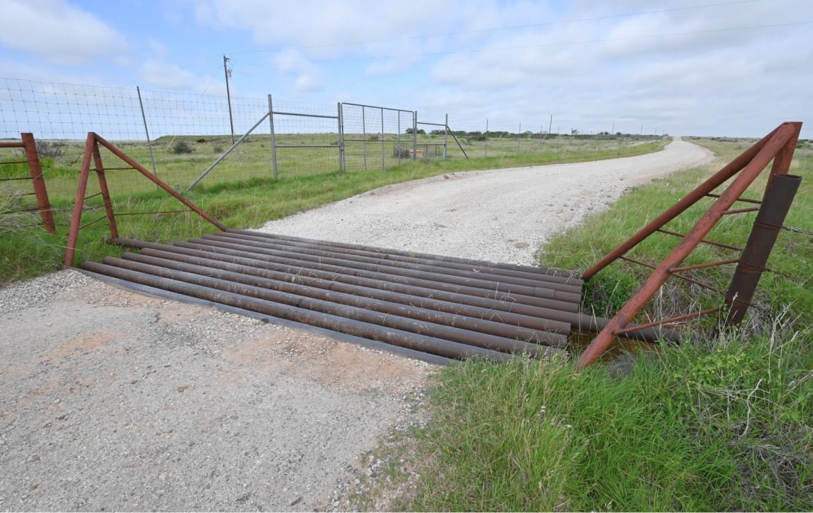 2498 acres in Archer County