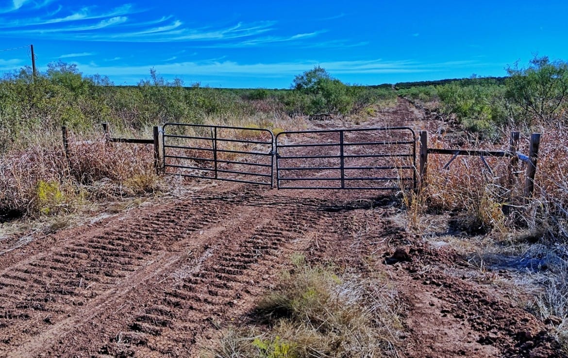 69 acres in Foard County