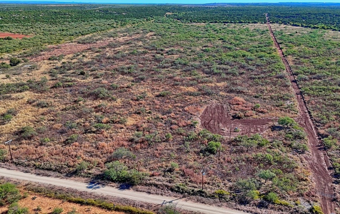 69 acres in Foard County