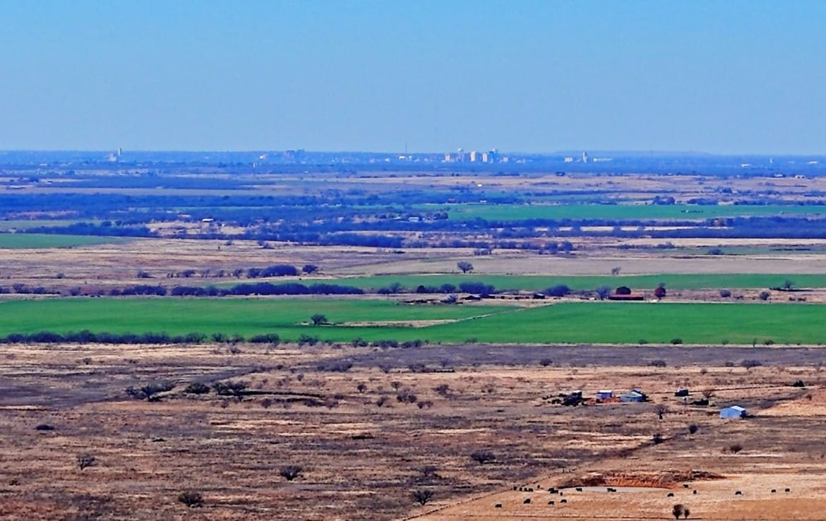 2226 acres in Clay County