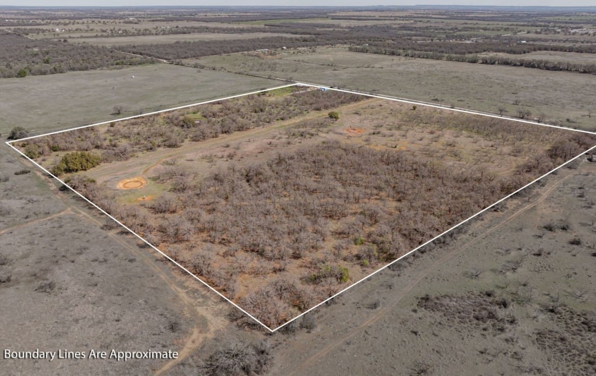 38 acres in Eastland County