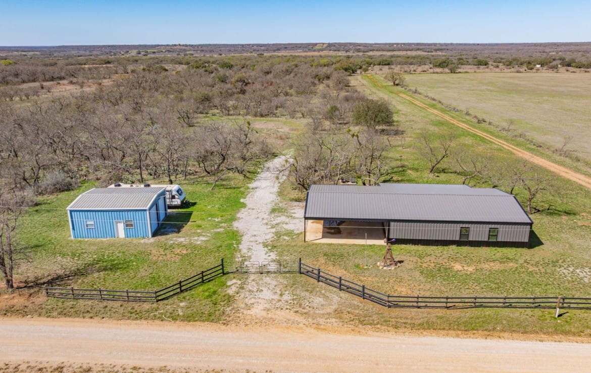 38 acres in Eastland County